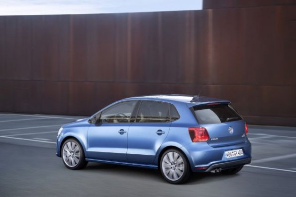 Heck- und Seitenansicht des VW Polo Blue GT