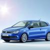 Die Aufnahme zeigt die Frontpartie und die Seite des VW Polo BlueGT