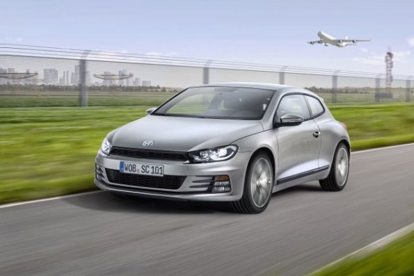 Die Fahrzeugfront des VW Scirocco