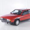 Volkswagen Scirocco GTX 16V (1986)
1,8-l-Ottomotor mit 95 kW/129 PS, 5-Gang-Schaltgetriebe, marsrot