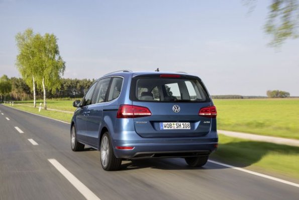 Heckansicht des VW Sharan