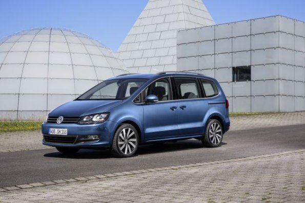 Frontpartie des VW Sharan