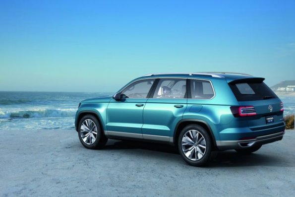 Heck- und Seitenpartie an der VW Studie Cross Blue