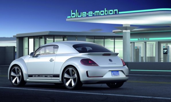 Die Heck- und Seitenpartie der VW Studie E-Bugster