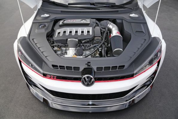 Ein Blick unter die Motorhaube der VW Studie Vision Gti