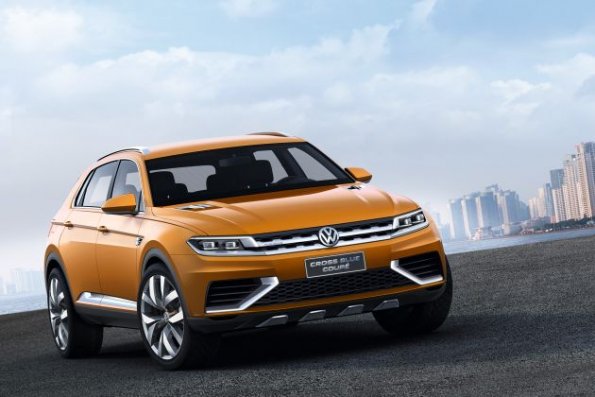 Die Frontpartie der VW SUV Studie CrossBlue Coupé