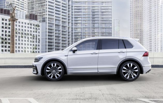 VW Tiguan R-Line :
VW Tiguan R-Line 