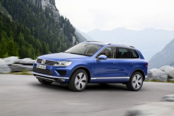 Front und Seitenansicht des VW Touareg