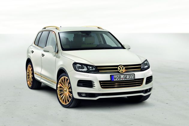 VW Touareg Gold Edition :
DB2011AU00081