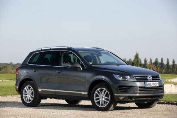 Die Seite des VW Touareg Hybrid 