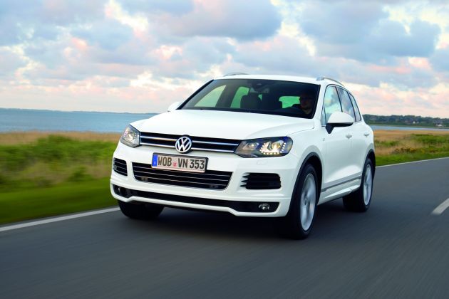 VW Touareg R-Line:
DB2010AU01056