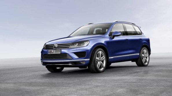 Die Frontansicht des VW Touareg 