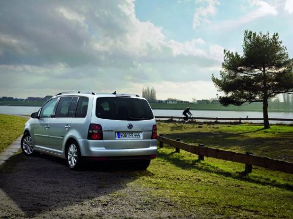  Parkassistent (PLA) „Park Assist“ im Volkswagen Touran 