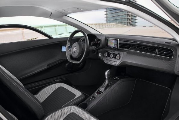 Die vordere Sitzreihe im VW XL1