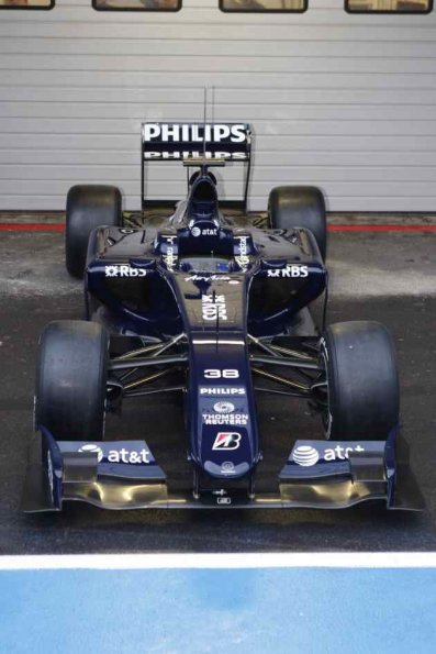 2009 Williams FW31 Launch
Autodromo Internacional do Algarve.
Portimao, Portugal. 19th January 2008
World Copyright: Glenn Dunbar/LAT Photographic 
ref:Digital Image _O9T1598